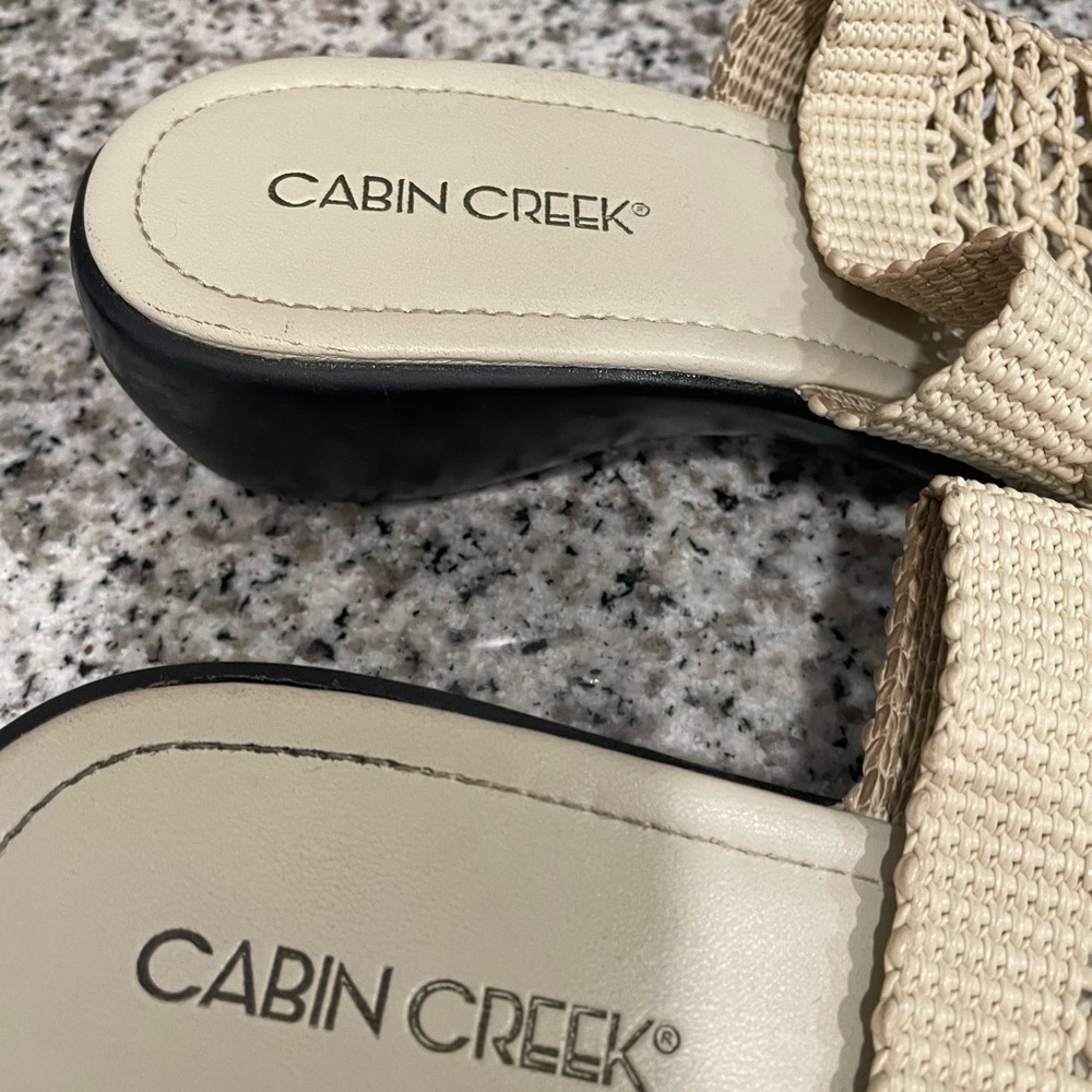 Cream Color Sandals - Picture 3 of 5